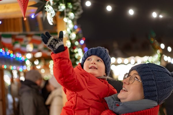 Compagnie spectacle de noël : des shows féériques à découvrir
